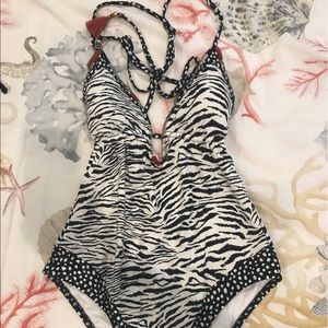 One piece Victoria secret swimsuit